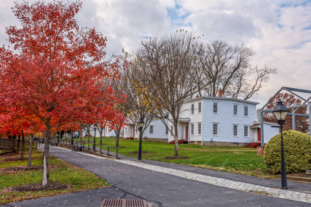 istock Smithville Village Homes 1055127152