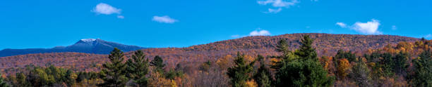 istock Panoramic view of an autumn scene 1055186004
