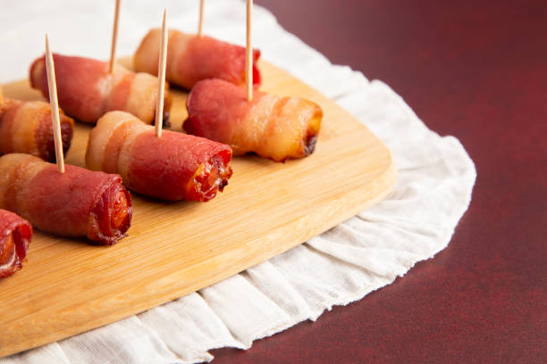 istock Traditional British Pigs in the Blank with Toothpicks 1055317630