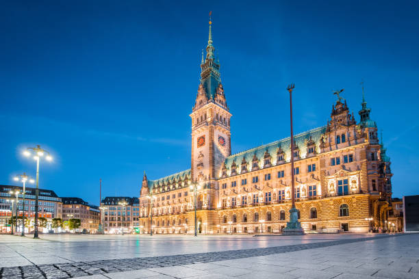 istock Hamburg city hall with at twilight, Germany 1055317862