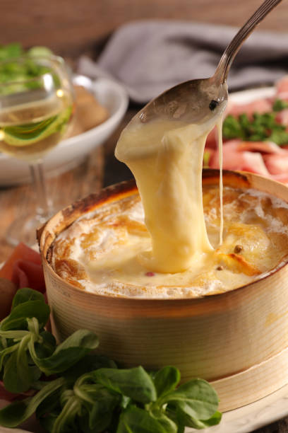 mont d'or, cheese with potato and ham