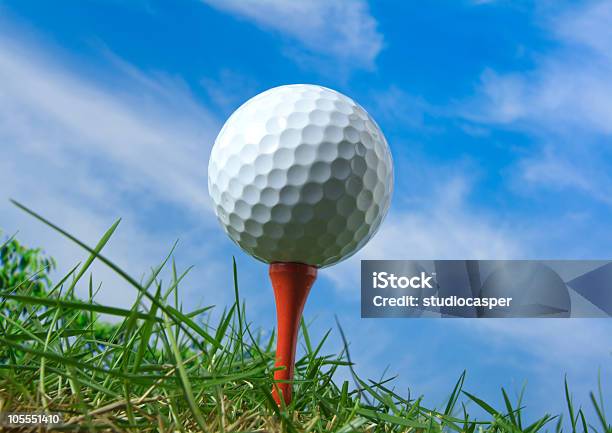 T シャツにゴルフボールの芝生 - カラー画像のストックフォトや画像を多数ご用意 - カラー画像, ゴルフ, ゴルフのティー