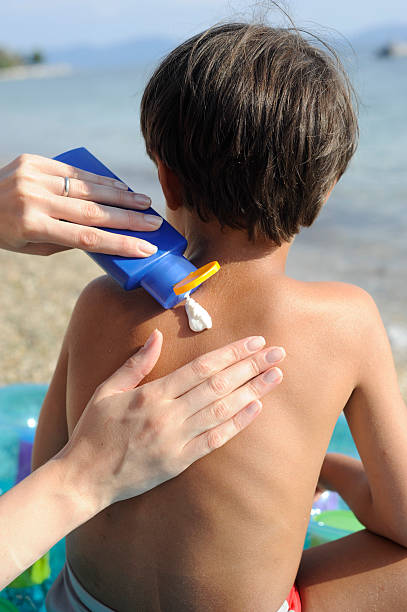 istock Skin care on sun 105552190