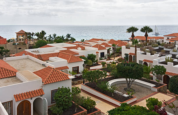 villas-tropical, tenerife - playa de las américas imagens e fotografias de stock