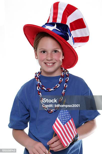 Patriótica Jovem Menina Com Bandeira - Fotografias de stock e mais imagens de Julho - Julho, Por volta do século 4 DC, Raparigas