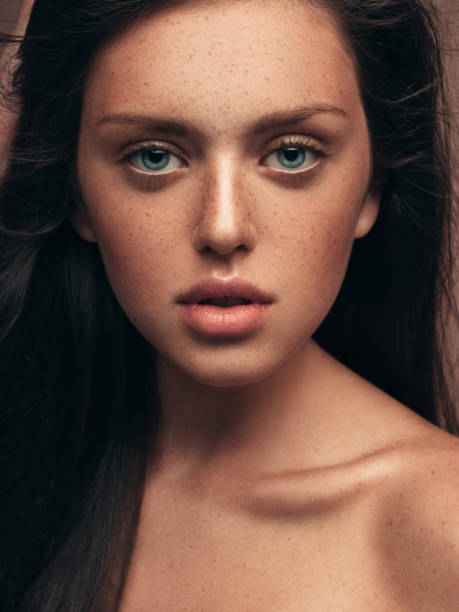 istock Beautiful woman 1055660534
