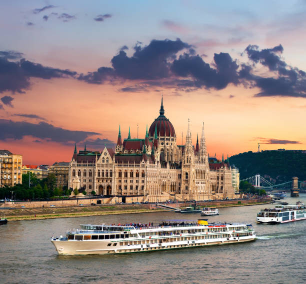 istock Boats and Parliament 1055664372