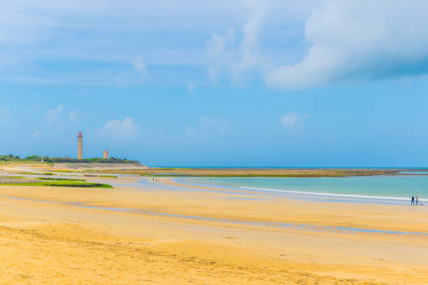 istock Conche beach situated at Ile de Re, France 1055761786