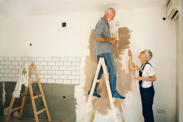 istock Couple remodeling their home 1055900466