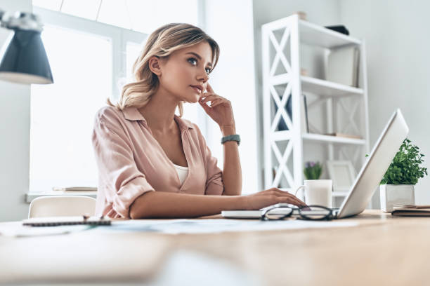 istock Modern businesswoman. 1055913342
