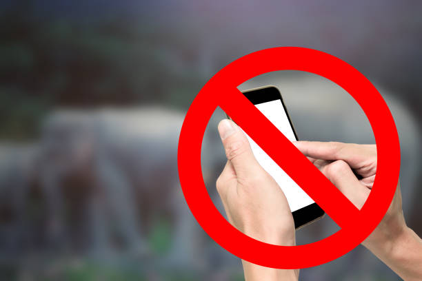 Do not disturb wildlife animals by using telephone.