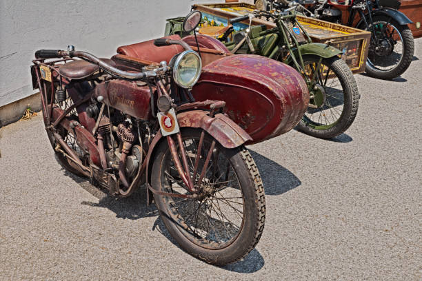 alten seitenwagen motorrad indian scout seite 600 cc (1923) - sidecar motorcycle past old stock-fotos und bilder