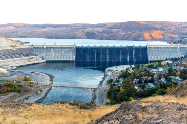 istock Grand Coulee Dam in Washington-USA 1056029130
