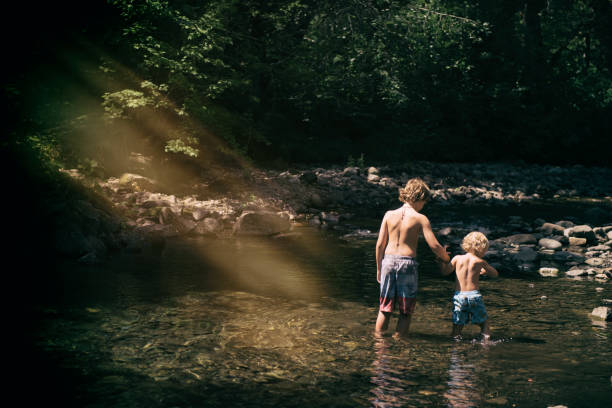 istock Family outing in Washington State at Mt Saint Helen 1056088942