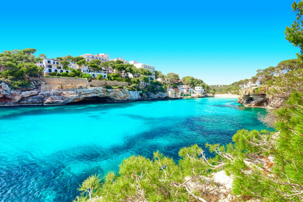 cala santanyi mallorca španělsko pobřeží - mallorca - stock snímky, obrázky a fotky