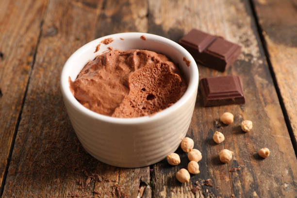 istock vegan chocolate mousse 1056233420