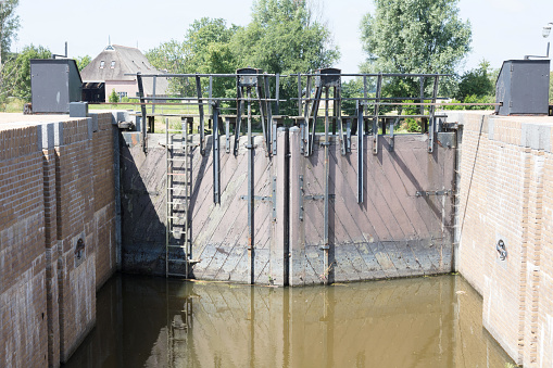 Very old dutch lock - Regulating the waterlevel