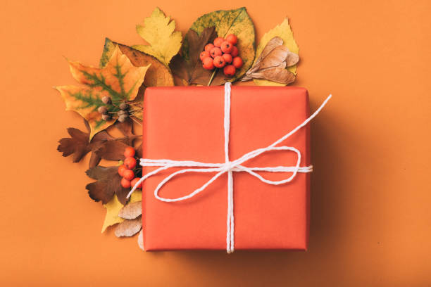 ギフト ボックス秋葉装飾オレンジ プレゼント赤