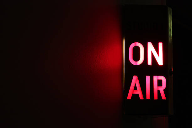 on air sign - aufnahmegerät stock-fotos und bilder