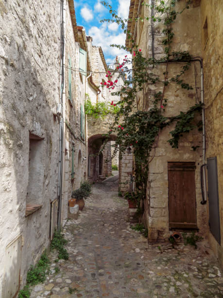 istock Saint-Paul-de-Vence - Architecture of city 1056262724