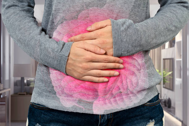 胃の痛みの問題 - women stomachache abdomen stomach ストックフォトと画像