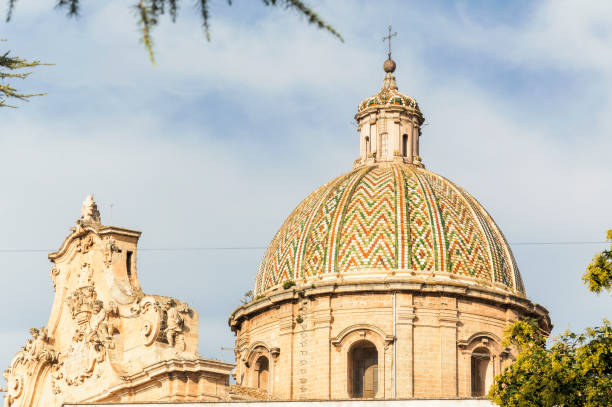 cattedrale di francavilla fontana, salento, italia - messapica foto e immagini stock