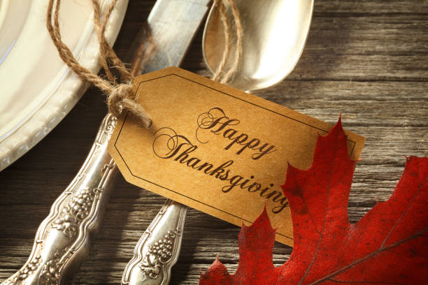 istock A Happy Thanksgiving Tag On A Thanksgiving Place Setting 1056390216