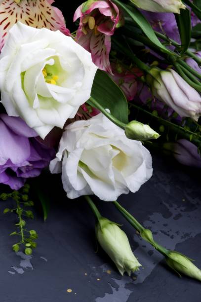 istock Lisianthus Flowers Bouquet 1056414032