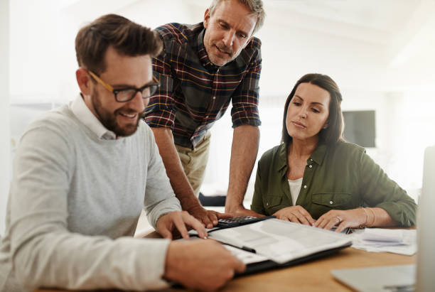 istock It helps to talk to the experts 1056654096