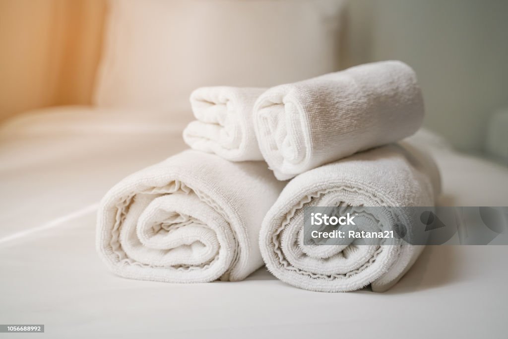 https://media.istockphoto.com/id/1056688992/photo/white-fluffy-towels-on-bed-for-hotel-customer.jpg?s=1024x1024&w=is&k=20&c=d9EhlmzwSsJ5nFvn6Qt9s7g7o6jOS_IKJwGrCJFvu_Y=