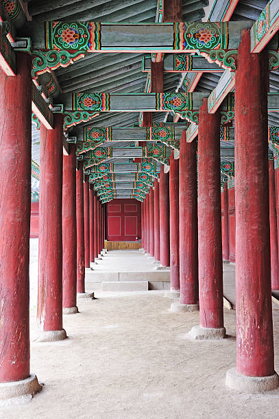 istock hallway of the palace 105671412