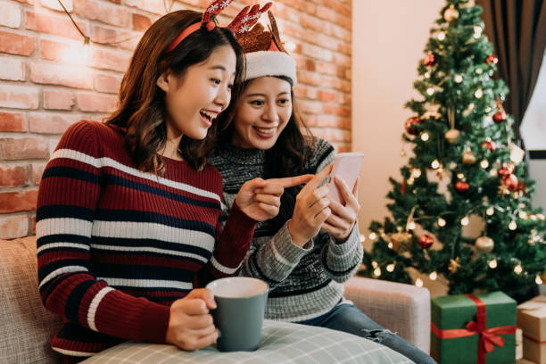 istock big christmas sale in december 1056747660