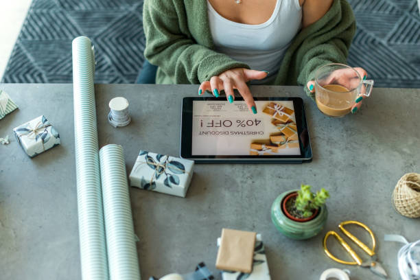 istock Buying Christmas presents online 1056761638