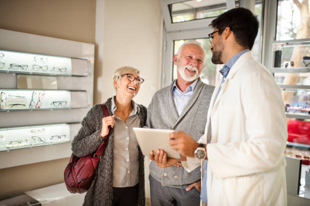 istock Senior couple shopping for eyeglasses 1056784862