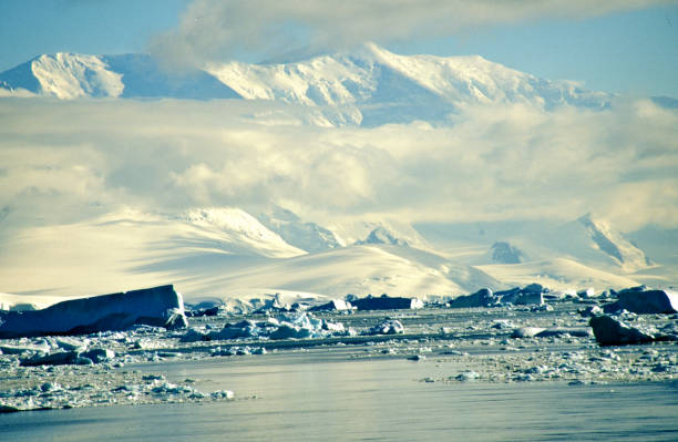 istock Landscape of the Peninsula 1056806430