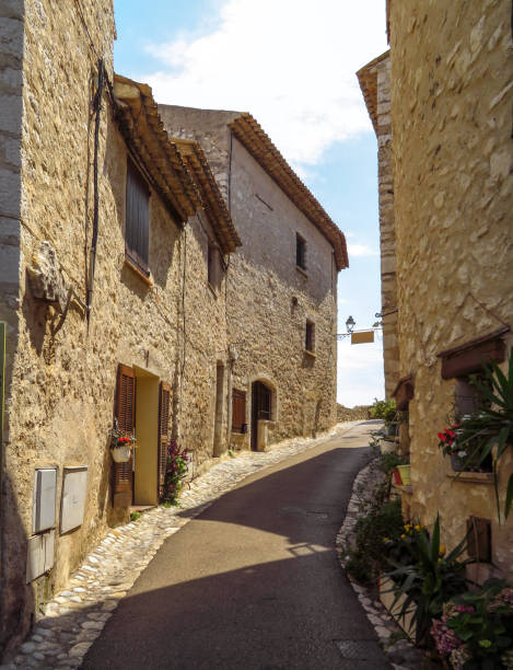 istock Saint Paul de Vence - Streets and Architecture 1056813086