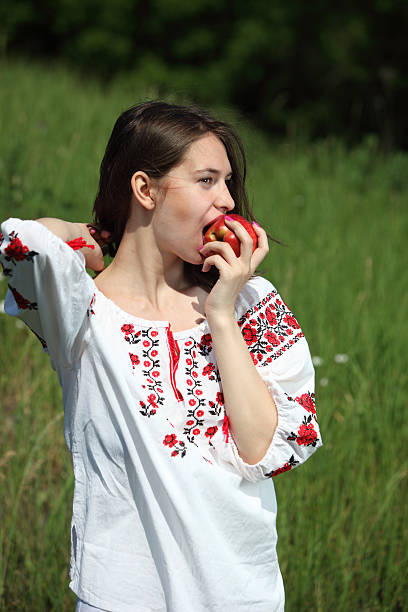 istock Ukrainian girl 105682135