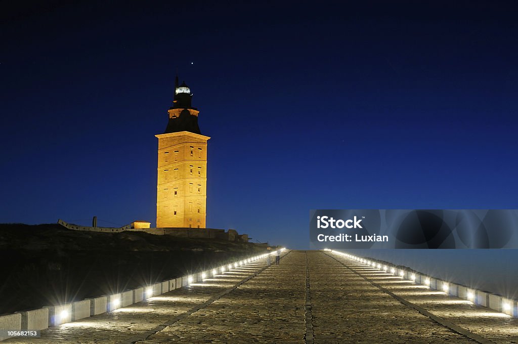 Torre de hércules - Foto de stock de Anochecer libre de derechos