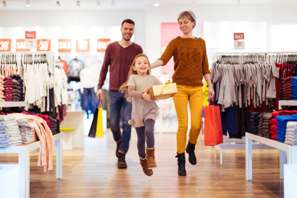 istock Buying Christmas gifts 1056860328
