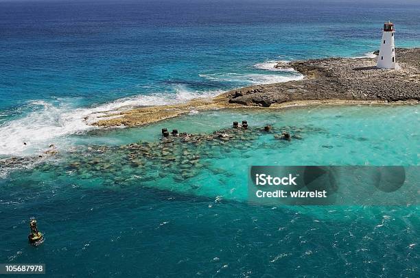 Farol Do Porto De Nassau - Fotografias de stock e mais imagens de Bahamas - Bahamas, Ilhota, Azul Turquesa