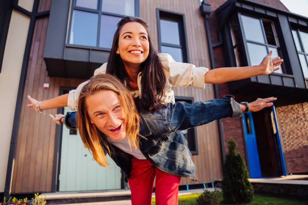 istock Positive nice couple starting to live together 1056884316
