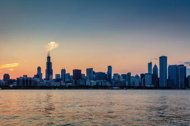 istock Chicago Skyline Silhouette Lake Michigan Twilight 1056917740