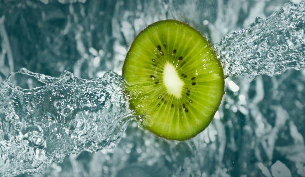 istock Kiwi splashing iinto water 1056971174