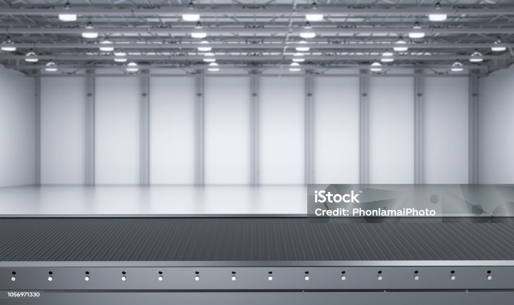 empty conveyor line 3d rendering empty conveyor line in factory Conveyor Belt Stock Photo