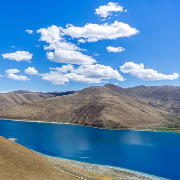 istock Yamdrok Lake, Tibet, China 1056981200