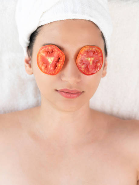istock Beautiful woman relaxing in day spa. 1056983818