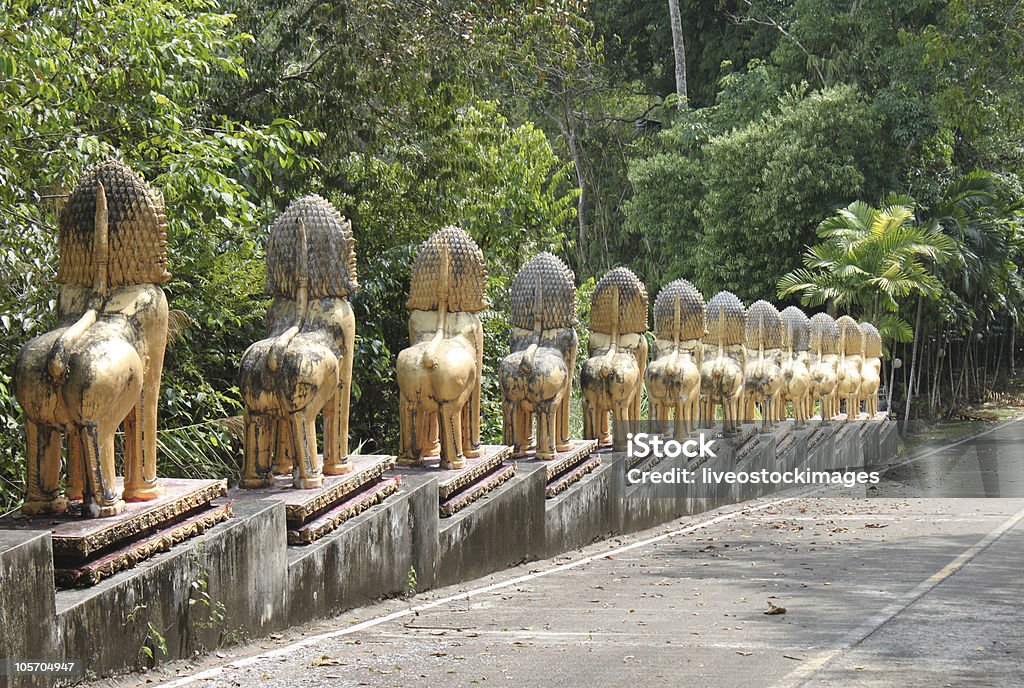 Zeile des Löwen - Lizenzfrei Asien Stock-Foto