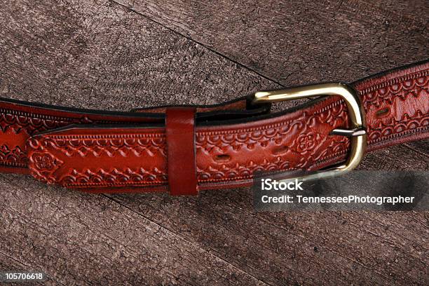 Photo libre de droit de Closeupof Un Homme De Ceinture Western banque d'images et plus d'images libres de droit de Ceinture - Accessoire - Ceinture - Accessoire, Cow-boy, Accessoire