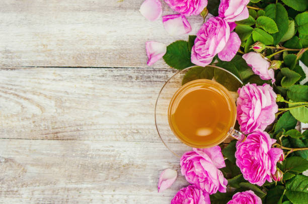 чай, чай роза, роза, селективный фокус. природа. - tea rose tea crop scented стоковые фото и изображения