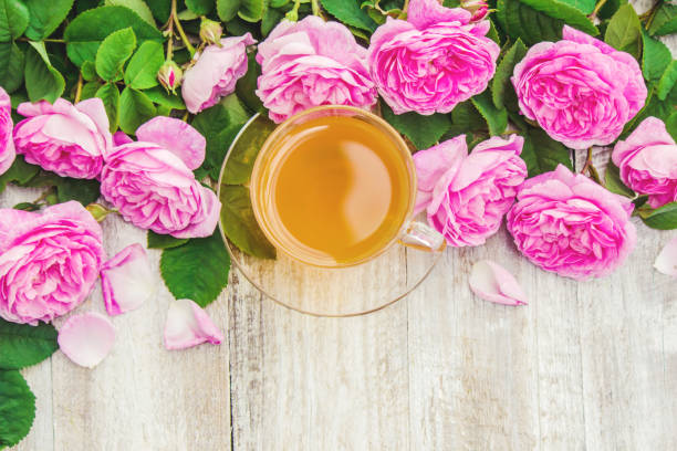 чай, чай роза, роза, селективный фокус. природа. - tea rose tea crop scented стоковые фото и изображения